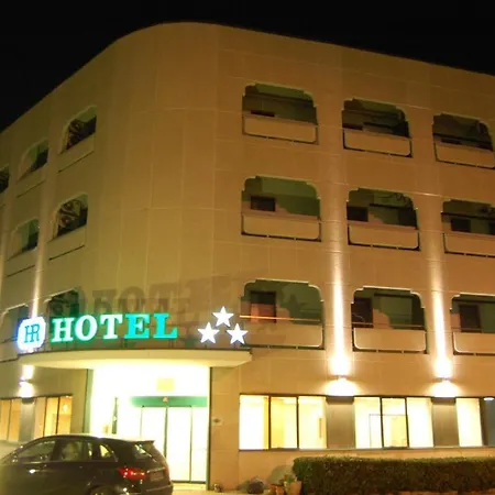 Romanisio Hotel
