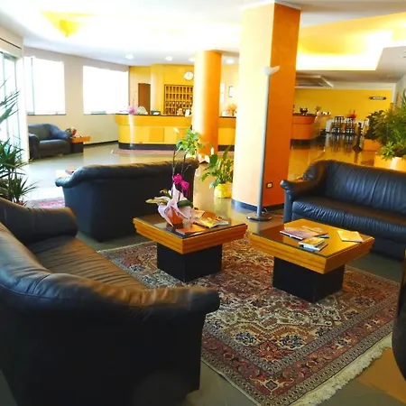 Romanisio Hotel 3*