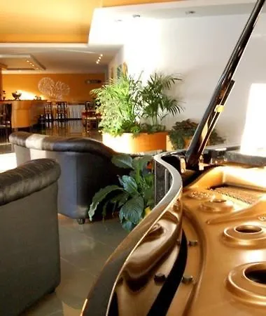 Romanisio Hotel 3*
