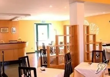 Hotel Romanisio 3*